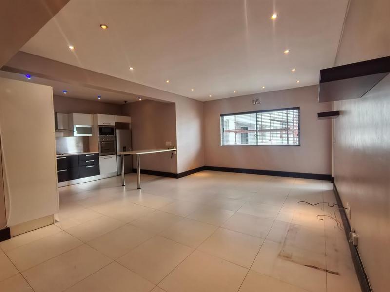 To Let 2 Bedroom Property for Rent in Sea Point Western Cape